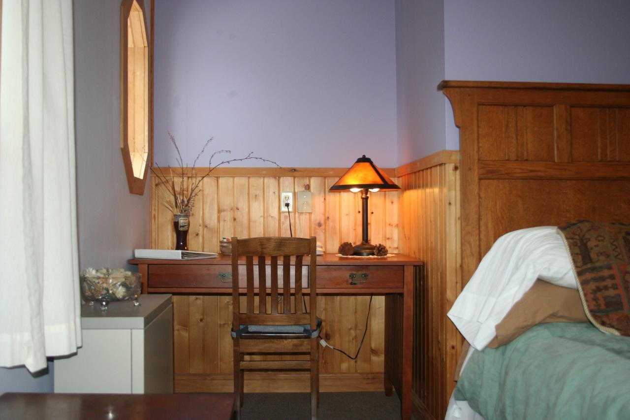 Poplar Creek Guesthouse Grand Marais Bagian luar foto